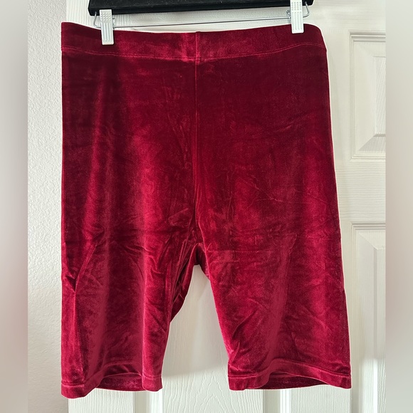 Fabletics Velvet Shorts in cherry red - Picture 1 of 5